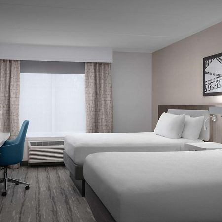 Hilton Garden Inn West Lafayette Wabash Landing Exterior foto
